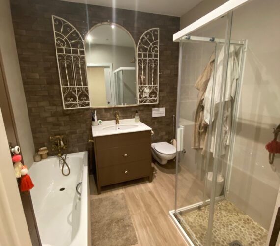 Baño estilo rústico